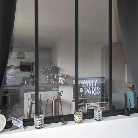 アパート Sunny & Quiet On Courtyard 1br パリ