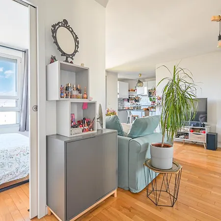 アパート Sunny & Quiet On Courtyard 1br *