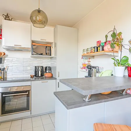 Sunny & Quiet On Courtyard 1br